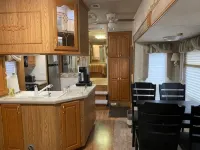 5th Wheel Camper with plenty of outdoor space - 3-Star