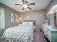 New! Charming Home in the Heart of Bemus Point, Lake Chautauqua, NY - Wifi