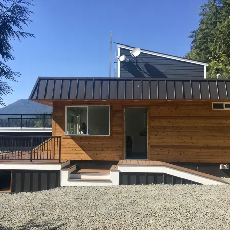 Dreamlike Lakefront Cabin on Lake Sutherland