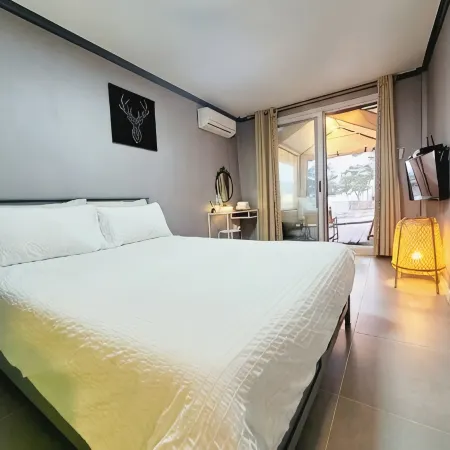 Yangyang Nine Stay Pension