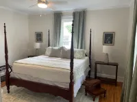 MAGNOLIA ON MAIN! Charming 4-bed, renovated century old home in Williamstown. - 3つ星