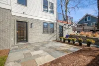 Union Square Beauty 2 bed/2 bath w/ Private Patio - Wifi