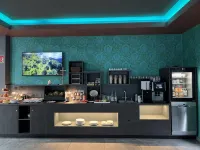 Hotel Attaché an der Messe - servizio colazione