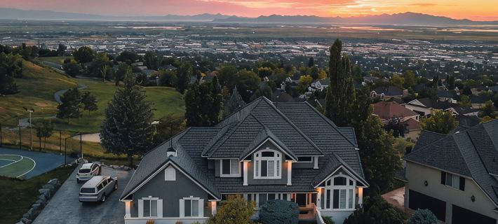 Sunset Views! Indoor Sport Court, Pool table, Golf Course, 12 min to downtown Ξενοδοχεία στην πόλη Davis County