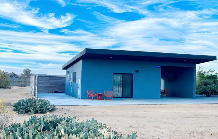 Brand New Tiny Home in Joshua Tree with Enchanting Mountain Views