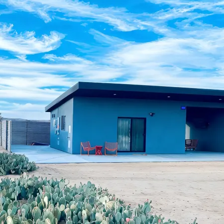 Brand New Tiny Home in Joshua Tree with Enchanting Mountain Views