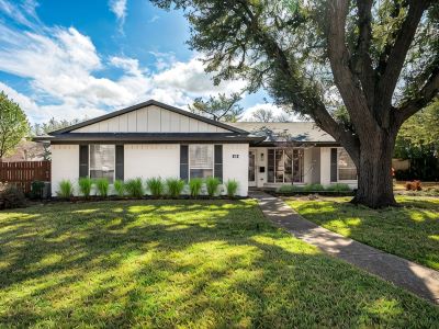 NEW! Gorgeous recently remodeled 4-bedroom spacious home with a Heated Pool .