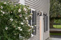 3 BR in the Heart of Middletown, Minutes from Beach! - บูติค