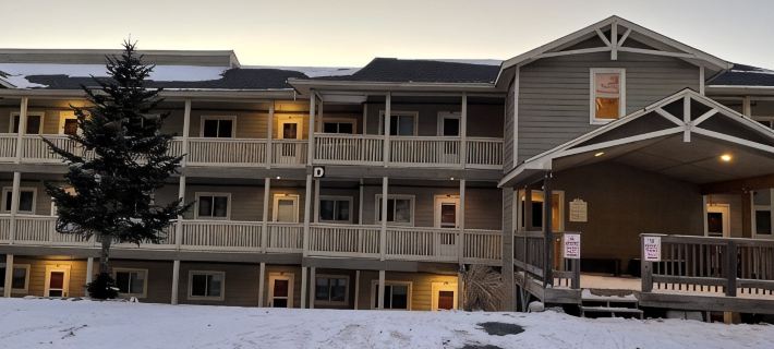 Newly Renovated 3BR/2BA Condo: Great Location with Stunning Mountain Views! Hotels in Edray