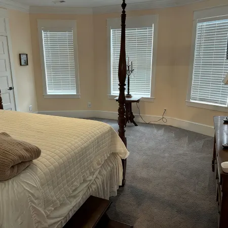 Spacious restored 1914 historic home steps from the beach.