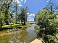 Beautiful Cottage With Water Access and Kayaks! - 4-Star