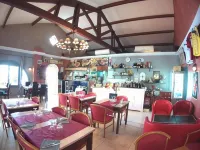 Atoll Hotel Restaurant - balcón