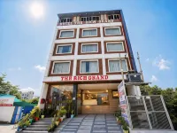 Rich Grand Hotel - Pet friendly
