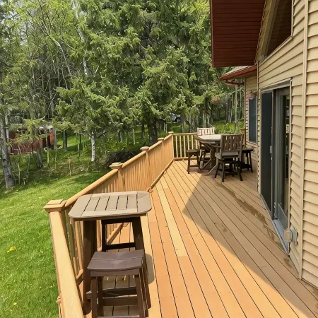 Lake home with UTV/Snow trails located at mailbox.