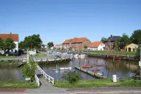 near the dyke (30m) and green beach, sea water swimming pool - Lejligheder