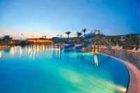 Serenusa Resort - Beach