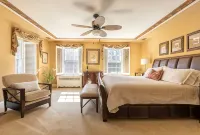 Luxury Mansion Retreat near Lake George and Saratoga - balcony