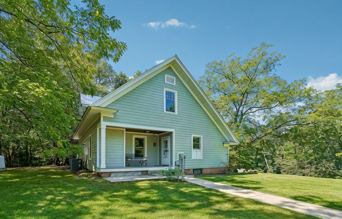 Historic charm in downtown Tryon; 18 Minutes from Tryon Intl Equestrian Center