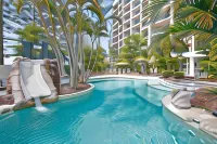 Ramada Resort by Wyndham Golden Beach - Bãi biển
