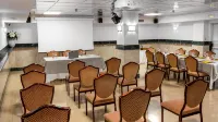 Hotel Reina Cristina - Evcil Hayvan Kabul Edilen Alan