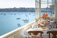 Hôtel-Restaurant Printania - Parkplatz