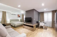 Le Village Flats e Hotel - بار