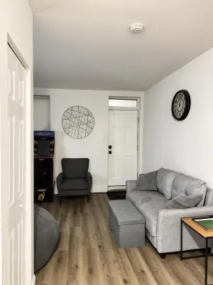Downtown Loft - Close to Topgolf, Horseshoe Casino, UM Baltimore - บริการรถรับส่ง