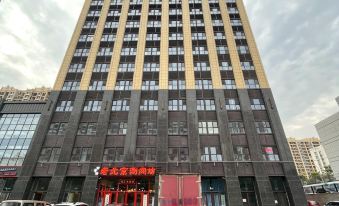 Paluo Cinema Apartment (Pingyin Passenger Transport Center Shop)