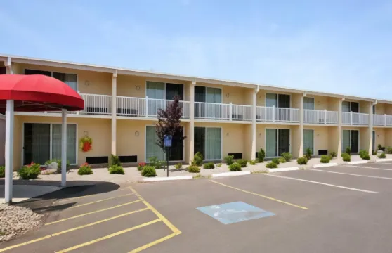 春之家旅館及開放式客房