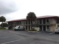 Riviera Motel Hotels near Neptune Road Baptist Church