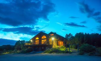 Boulder Mountain Guest Ranch
