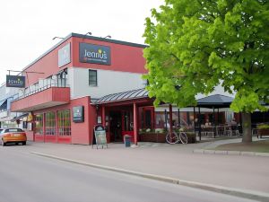 Jennys Hotell Och Restaurang