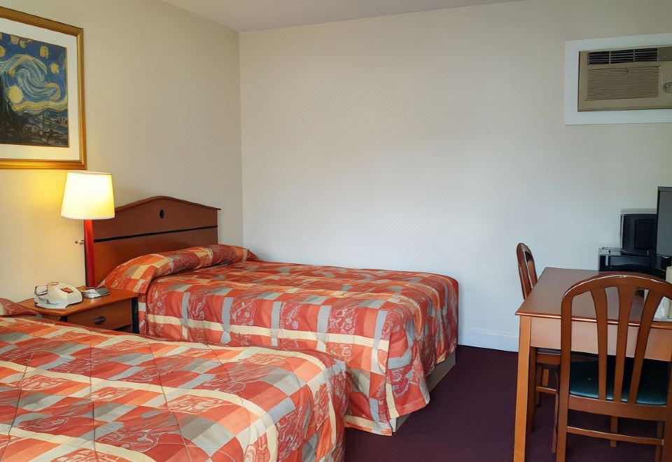 Budget Inn - Housity