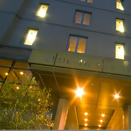 Heiwadai Hotel Tenjin Отели рядом с достопримечательностью «Портовая башня в Хакате»
