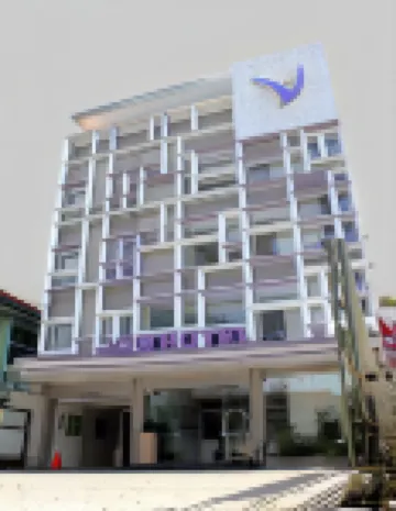 Vio Westhoff Hoteles cerca del Aeropuerto Husein Sastranegara