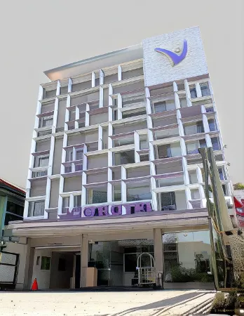 Vio Westhoff Отели рядом с достопримечательностью «Ereveld Pandu Dutch Cemetery»