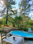 Villa Les Chariotins Hotels in Claviers