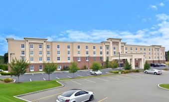 Hampton Inn & Suites Plymouth