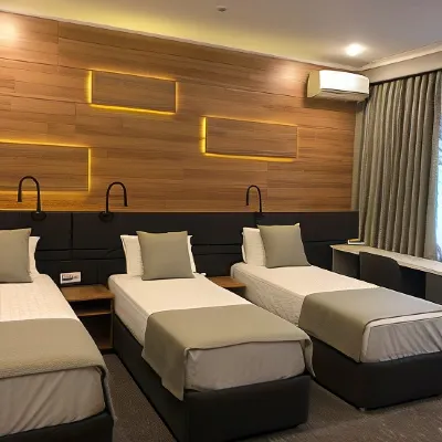Sherton Hotel Hotels in 