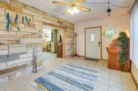 Montour Falls Apartment ~ 3 Mi to Seneca Lake! - Wifi