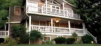 Folkestone Inn فنادق في Swain County