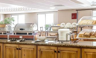 Comfort Inn at Convention Center Saint George - Housity