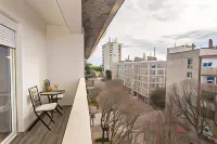 Sound of the Sea Hotel a 