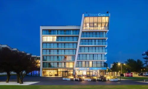 Marine Hotel by Zdrojowa