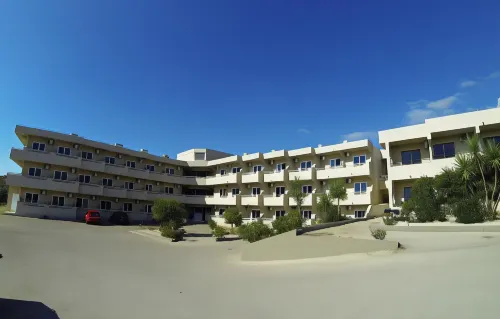 山坡上的一室公寓和公寓 卡利地亞住宿飯店