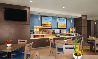 Days Inn & Suites by Wyndham Yorkton