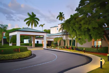 Courtyard Miami Airport West/Doral Отели рядом с достопримечательностью «Трамп Нешнел Дорал Майами»