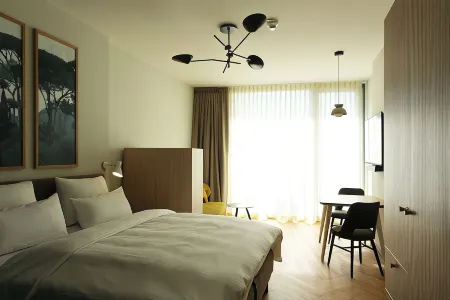 Hood House Kassel - Volldigitales Serviced Apartment Отели в г. Кассель