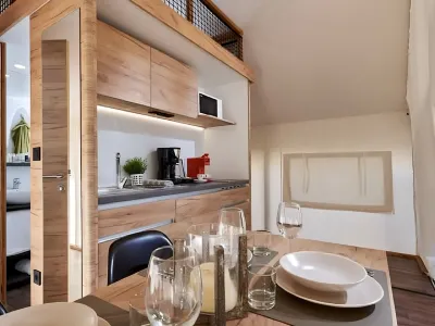Lodge de Montagne (Glamping Tent)