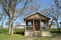 Vineyard Trail Cottages- Adults Only Các khách sạn ở Fredericksburg